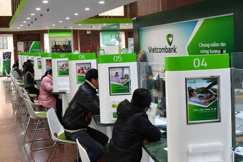 Gửi tiền vào ngân hàng Vietcombank lãi suất bao nhiêu?