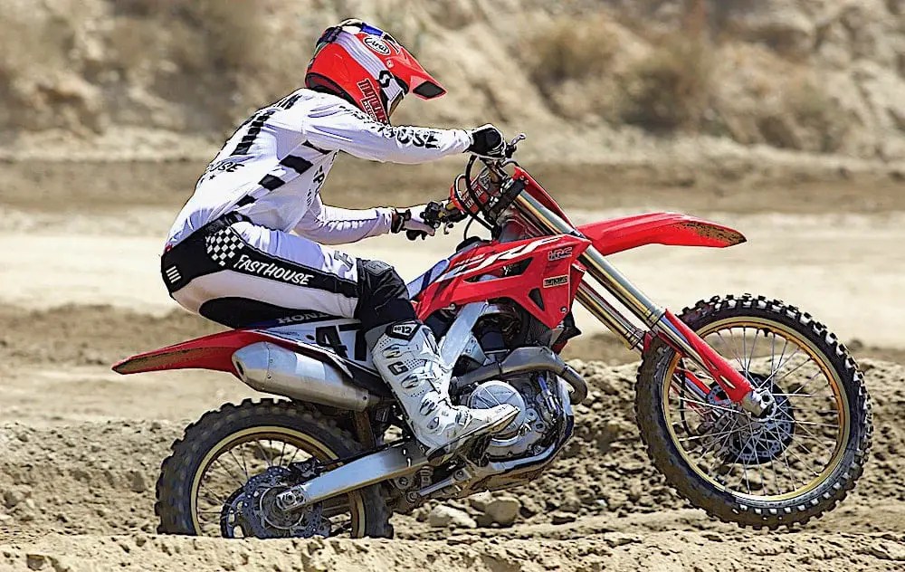 Honda CRF450R 2023 chạy nhanh cỡ nào?