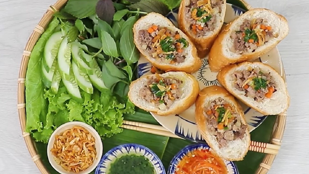 Trong 1 ổ bánh mì có bao nhiêu calo?