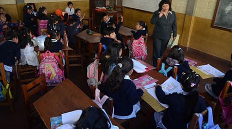 Khi các lớp học bắt đầu ở Bolivia 2023