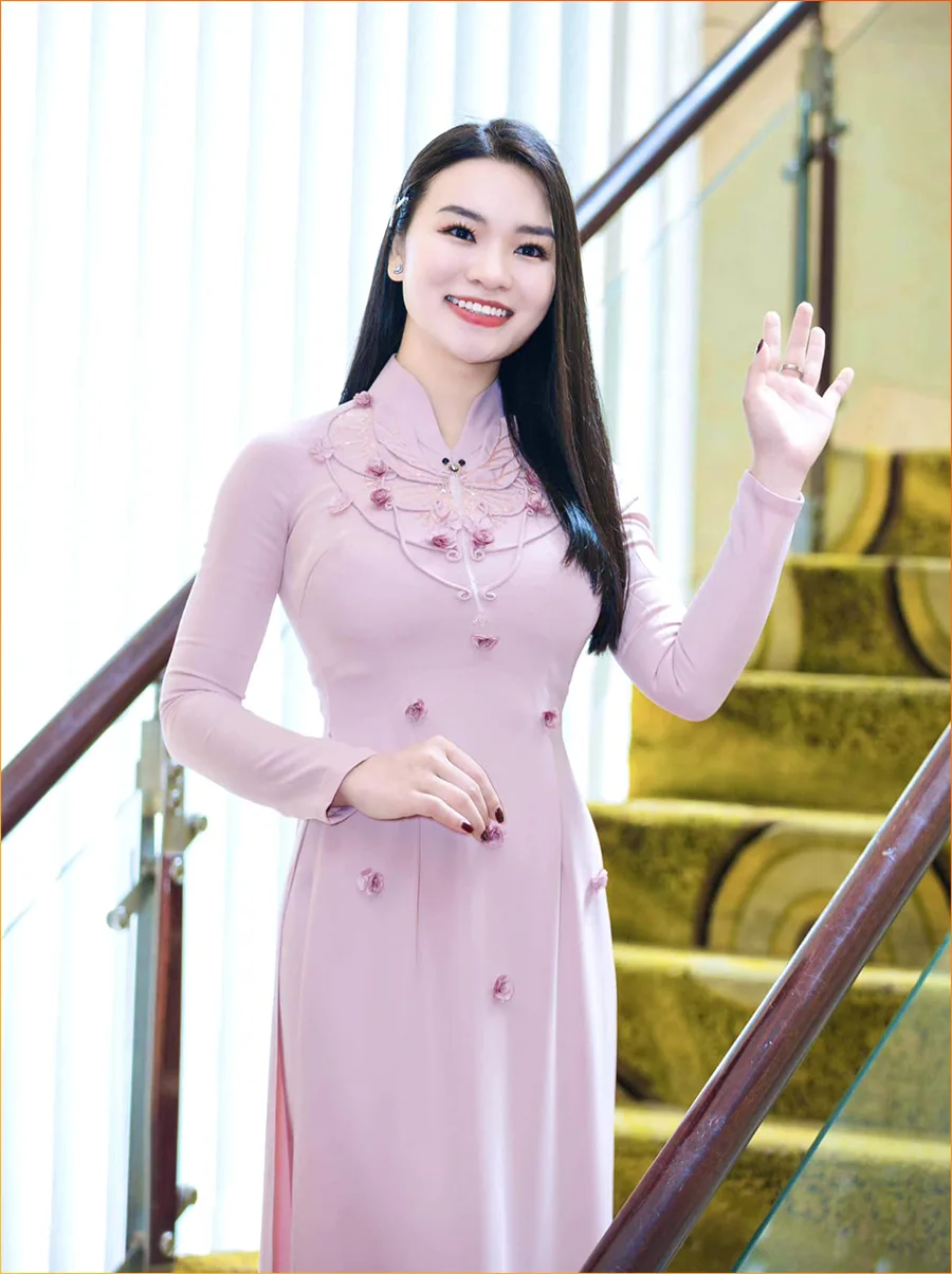 Lê Ngọc Thúy (LNT) sinh năm 1995 tại Hà Tĩnh
